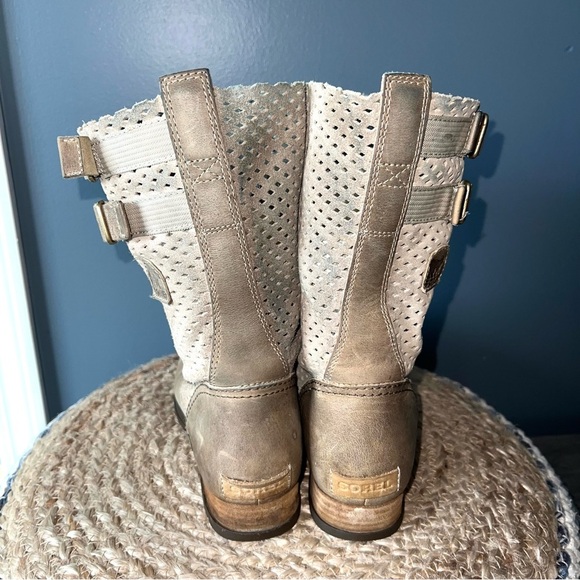 Sorel Major Pull On Distressed Leather Boots - Picture 6 of 13